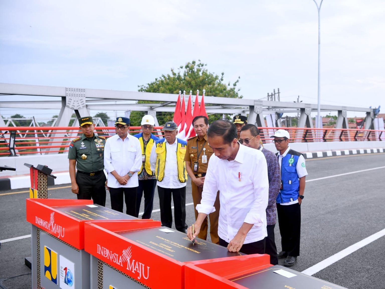 Presiden Jokowi Resmikan Enam Jembatan Baru di Lintas Utara Jawa 1 sekarangaja