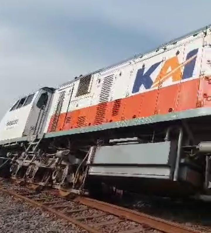 KA Pandalungan Anjlok, Rute Empat KA Diubah 1 sekarangaja