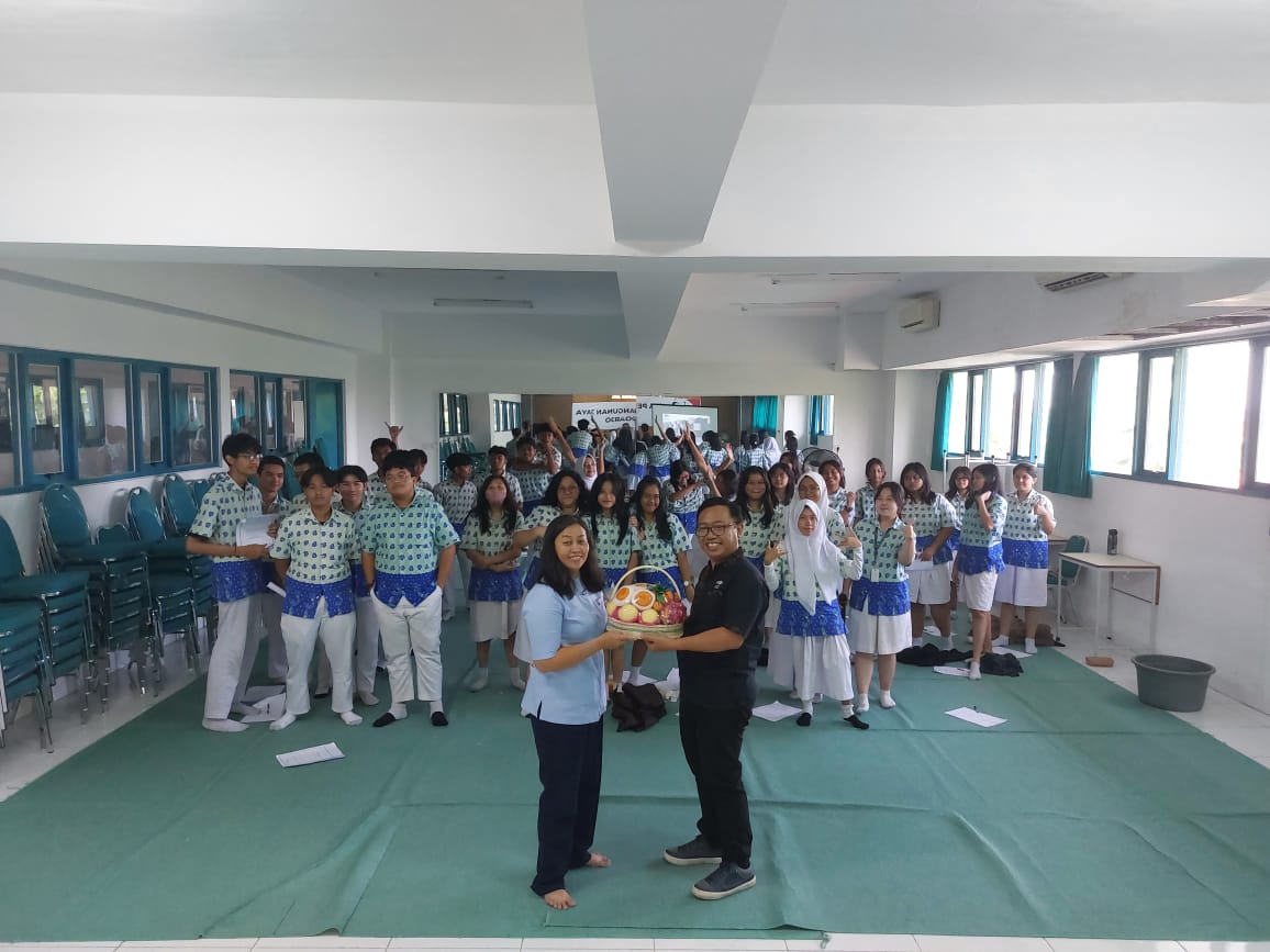 Dosen Universitas Ma Chung Motivasi Pelajar SMA Pembangunan Jaya 2 Sidoarjo Hadapi Ujian 1 sekarangaja