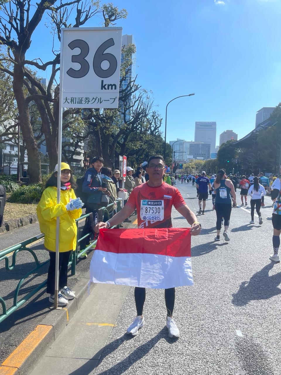 Sinaryo Prayugo Asal Malang Lari Bareng Para Pesohor di Tokyo Marathon 2024 1 sekarangaja