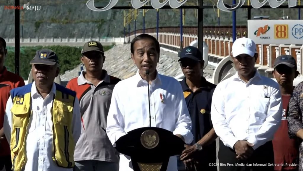 Presiden Jokowi Resmikan Bendungan Tiu Suntuk, Total Anggaran Rp 1,4 T 1 sekarangaja