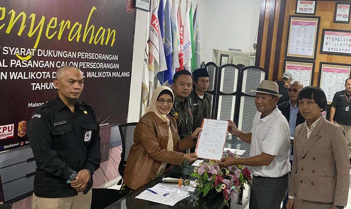Dua Paslon Wali Kota Malang Independen Serahkan Syarat Dukungan di KPU, Salah Satunya Sam HC-Rizky Boncell 1 sekarangaja