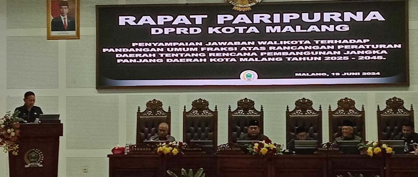 Usai Pj Wali Kota Beri Jawaban Pandangan Fraksi Terkait RPJPD, DPRD Kota Malang Bentuk Pansus 1 sekarangaja