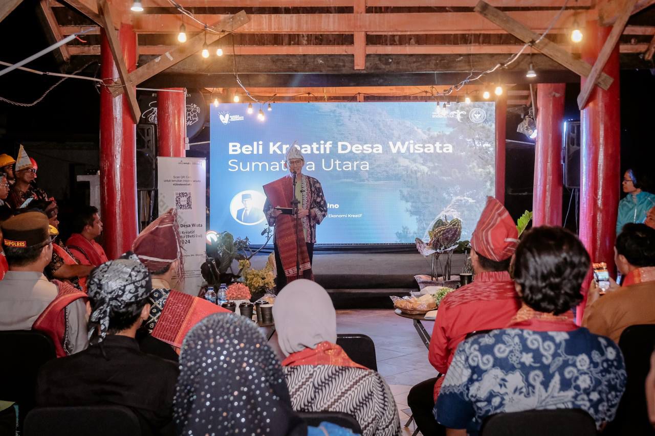 Menparekraf Berikan Pelatihan Pembuatan Paket Wisata di Kabupaten Danau Toba 1 sekarangaja