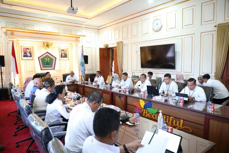 Upayakan Percepatan Revitalisasi Alun-Alun Merdeka 1 sekarangaja