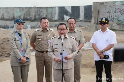 Gubernur Pramono Pastikan Jakarta Hadir Bantu Korban Bencana Sumatra 1 sekarangaja