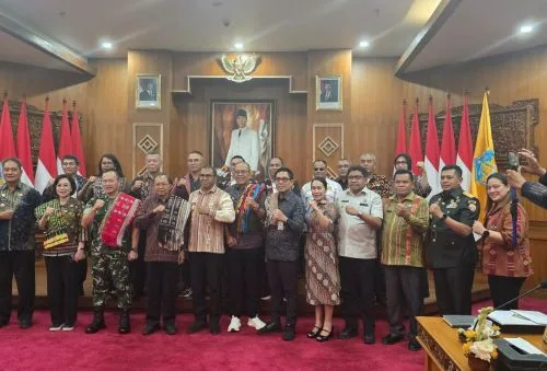 Wagub NTT Minta Maaf saat Temui Gubernur Koster dan Majelis Desa Adat Bali, Berharap Harmoni Sosial Terjaga 1 sekarangaja