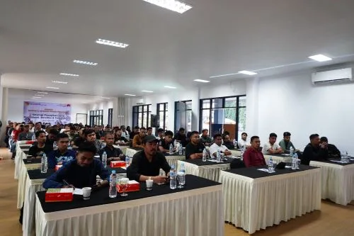 Badan Penghubung NTT Gandeng FP NTT Gelar Seminar Edukatif di Bidang Penagihan, Beri Edukasi 200 Penagih Lapangan Diaspora NTT 4 sekarangaja