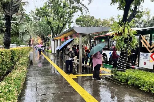 Jakarta Diprakirakan Hujan Siang Ini 1 sekarangaja