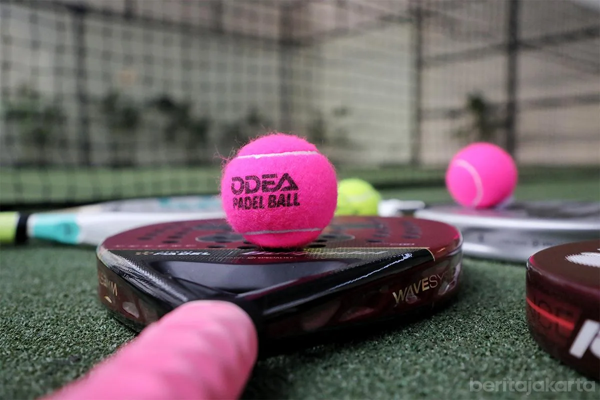 Lapangan Padel di Kawasan Padat Penduduk Jakarta Segera Ditertibkan 1 sekarangaja