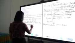 Sentuh Flores, SMASK Bhaktyarsa Maumere Kini Gunakan IFP 8 sekarangaja