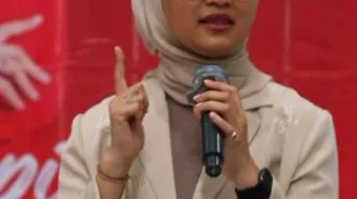 Ketua DPRD Kota Malang Ingatkan Pentingnya Regulasi Perlindungan Anak Sesuai Perkembangan Teknologi 2 sekarangaja