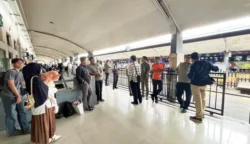 Hari Ini Ribuan Pemudik Bergerak di Stasiun KA Kotabaru Kota Malang 9 sekarangaja