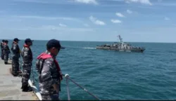 Unsur KRI Koarmada II Latihan Kersamtis di Perairan Karang Unarang 7 sekarangaja