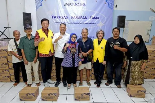 Wali Kota Surabaya Apresiasi Yayasan Harapan Tama Bersinergi Bagikan 1.000 Peket Sembako 1 sekarangaja
