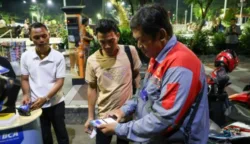 Dianggap Tak Dukung Digitalisasi Parkir, Dishub Surabaya Bekukan Izin 600 Jukir 7 sekarangaja
