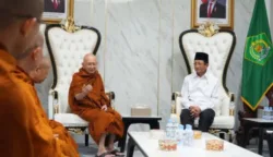 Menag Nasaruddin Umar dan Bhante Paññavaro Bahas Persiapan Waisak 2026 7 sekarangaja