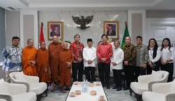 Menag Audiensi dengan WALUBI, Pesan Agar Waisak Jadi Energi Perkuat Persaudaraan 10 sekarangaja