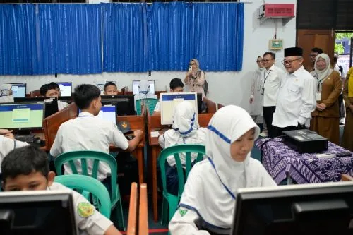 Mendikdasmen Cek Hari Pertama TKA SMP Hari Ini 1 sekarangaja
