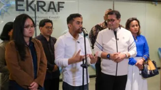 Menteri Ekraf Bertemu Amsal Sitepu, Pastikan Perkuat Mitigasi dan Perlindungan Pegiat Kreatif 2 sekarangaja