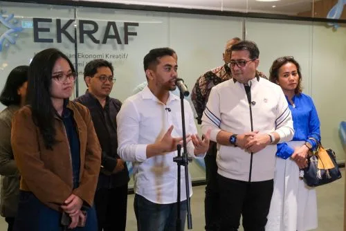 Menteri Ekraf Bertemu Amsal Sitepu, Pastikan Perkuat Mitigasi dan Perlindungan Pegiat Kreatif 1 sekarangaja