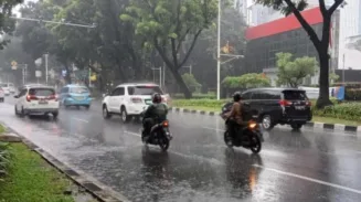 Sebagian Wilayah Jakarta Diprakirakan Diguyur Hujan Sore Nanti 2 sekarangaja