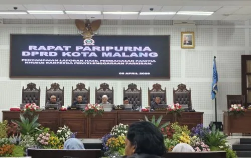 Ini Rekomendasi Pansus Ranperda Penyelenggaraan Parkir DPRD Kota Malang 1 sekarangaja