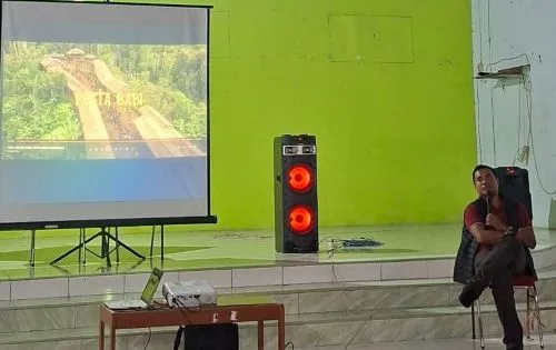 Menghayati Pekan Laudato Si', OMK Ngilngof Maluku Tenggara Nobar dan Refleksi Film Pesta Babi 1 sekarangaja