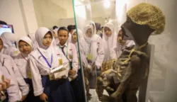sekarangaja