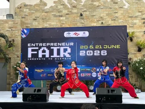 Entrepreneur Fair 2026 Bukti Kuliah di Universitas Ma Chung Tak Sekdar Teori di Kelas 4 sekarangaja