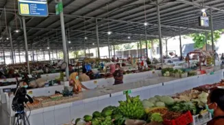 16 Pasar Trardisional di Surabaya Dimodernisasi 2 sekarangaja