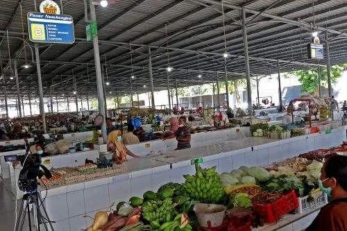 16 Pasar Trardisional di Surabaya Dimodernisasi 1 sekarangaja