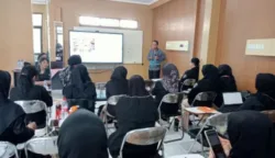 Universitas Ma Chung Komitmen Dukung Peningkatan Mutu SMK Farmasi Maharani Malang Melalui Pelatihan Guru 7 sekarangaja