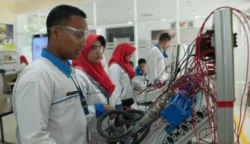Dorong Bidang Robotika Peluang Karier Lulusan SMK 7 sekarangaja
