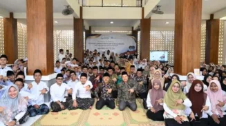 Wamendikdasmen Fajar Riza Ul Haq Resmikan Laboratorium Pondok Pesantren Bumi Cendekia Sleman 2 sekarangaja