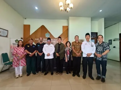 Pengurus FKAUB Malang Raya bareng Panitia BAN ke-5 Silaturahmi dengan Kemenag Kabupaten Malang dan Yayasan Masjid Agung Jami Malang 2 sekarangaja