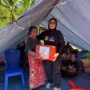 Kepala Badan Penghubung NTT Bersama Tim Aksi Peduli Gempa Flores Distribusi Bantuan ke Lokasi Gempa Bumi 5 sekarangaja