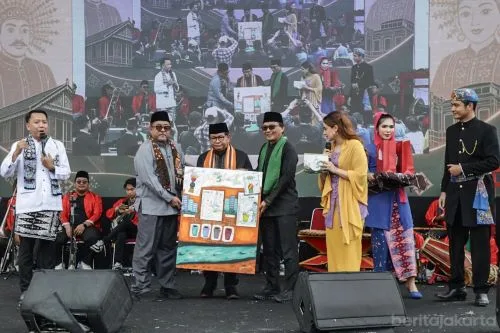 Komitmen Gubernur DKI Jakarta untuk Lembaga Adat Betawi 1 sekarangaja