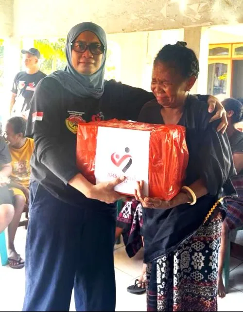 Tim Aksi Peduli Gempa Flores Distribusi Bantuan di Sejumlah Dusun di Lela 1 sekarangaja