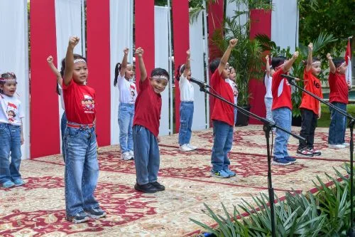 Wamen Ekraf Apresiasi Festival Merah Putih untuk Dorong Ekosistem Ekonomi Kreatif Lokal 1 sekarangaja