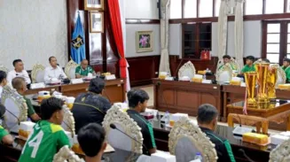 Apresiasi Wali Kota Surabaya untuk Persebaya Muda Juara Piala Soeratin Tingkat Jawa Timur 2 sekarangaja