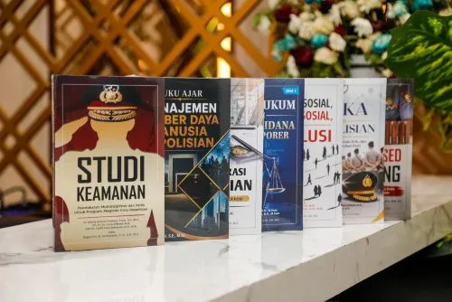 Ini 48 Buku yang Terbit Sejak Pusat Studi Kepolisian Bisa Dijadikan Sumber Literasi 1 sekarangaja