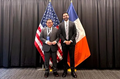 Ini yang Dibahas Gubernur Pramono saat Bertemu Wali Kota New York 1 sekarangaja