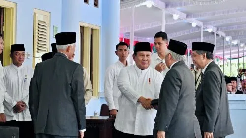 Presiden Prabowo Hadiri Resepsi Kesyukuran 100 Tahun Pondok Modern Gontor Ponorogo 1 sekarangaja