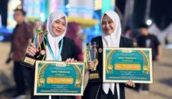 Zumrotul Luthfiyyah dan Durrotul Muqoffa Kakak Beradik Asal Rembang Boyong Juara di MTQN ke-31 Semarang 7 sekarangaja