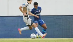 Arema FC Hajar Dewa United 4-0 7 sekarangaja