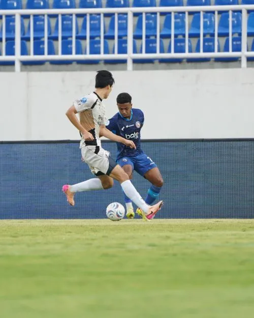 Arema FC Hajar Dewa United 4-0 1 sekarangaja