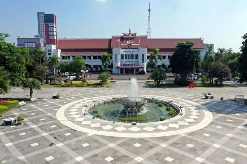 Pemkot Surabaya Tegas Usut Lurah Tersangkut Dugaan Pungli 1 sekarangaja