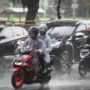 Jaksel dan Jaktim Diprakirakan Dibasahi Hujan Ringan Hari Ini 4 sekarangaja